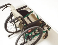 足駆動式車いす 新ペダモ